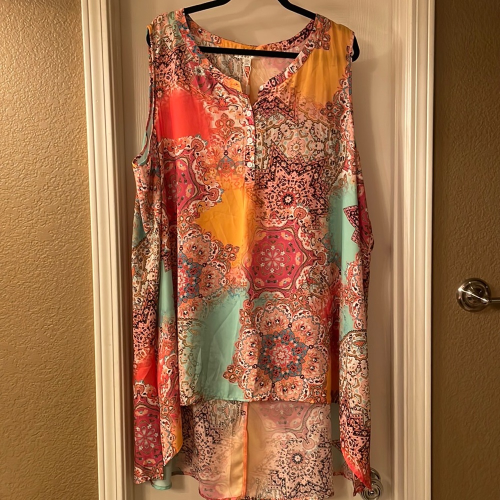 NWT Spense Top 3X